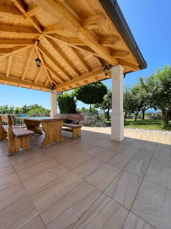 Villa Duje Trilj Eksteriør billede